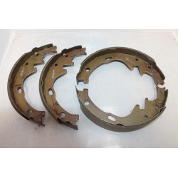 Garniture de frein pour Nissan 720 pickup de 1981 à 1985 D21