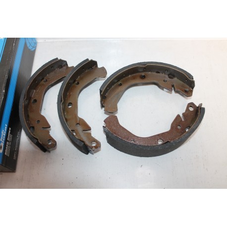 Garniture de frein pour Chevrolet Beratta de 1987 à 1991 -